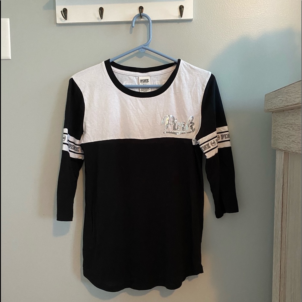 Pink VS Sparkly comfy tee!